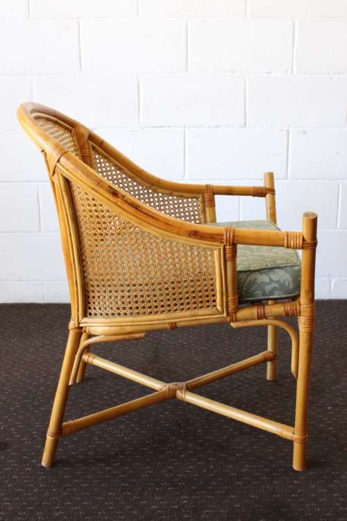 Charming & very stylish wicker and bamboo occasional arm-chair with a cushion in stunning condition!