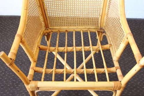 Charming & very stylish wicker and bamboo occasional arm-chair with a cushion in stunning condition!