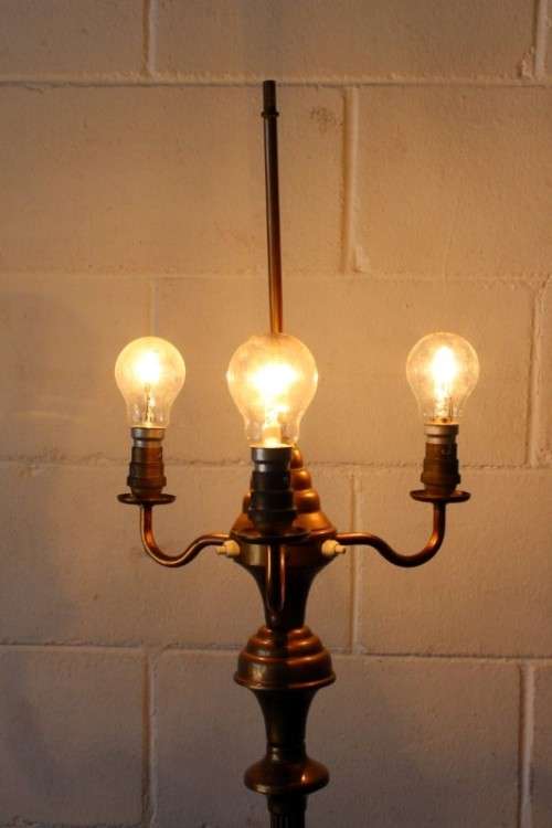 **RS17** A stunning & beautifully made 3-lamp floor standing brass reading lamp w/ large white shade