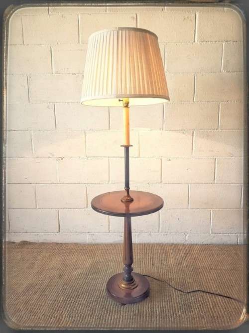 **RS17** A beautifully made vintage floor standing reading lamp with table tray and large shade