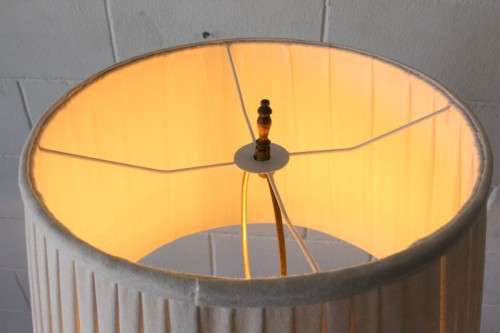 **RS17** A beautifully made vintage floor standing reading lamp with table tray and large shade