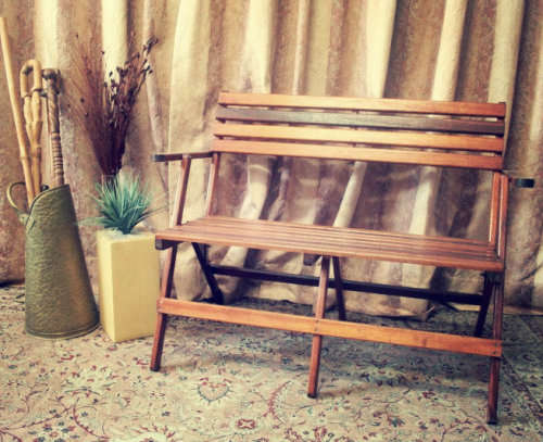 **RS17** A stunning and sturdy 2-seater wooden fold away bench - great on a porch