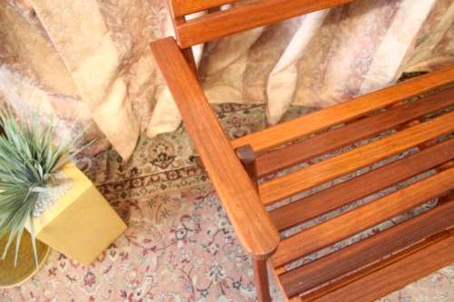 **RS17** A stunning and sturdy 2-seater wooden fold away bench - great on a porch