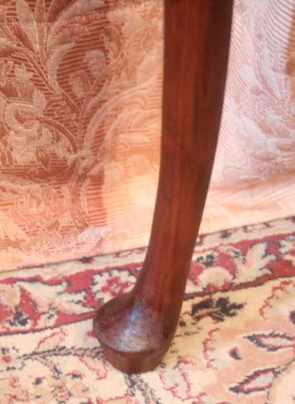 **RS17** A Queen Anne styled Imbuia half moon display/occasional table. Gorgeous in an entrance!!