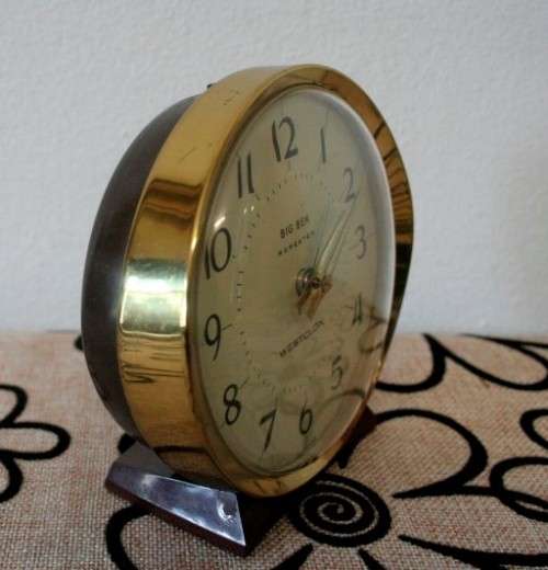 An amazing vintage "Scottish" made Westclox Big Ben Repeater mechanical wind-up bedside clock