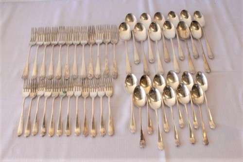 A superb antique c1920's (King George V) Mappin & Webb Art Deco fork & spoon cutlery set