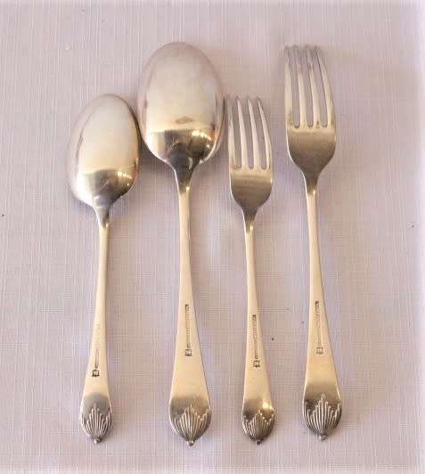 A superb antique c1920's (King George V) Mappin & Webb Art Deco fork & spoon cutlery set