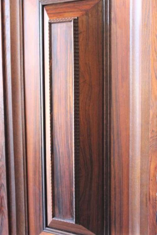 A truly magnificent antique (early 1800's) solid oak Dutch Kussing Kas w/ carved detailing & drawers