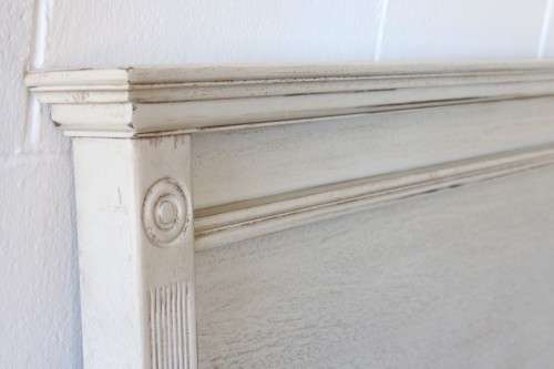 **RS17_Clearance** Wetherley's King size headboard & matching 3-drawer pedestals in an Ivory colour