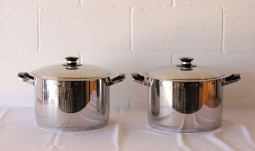 A stunning AMC Classic 18/10 stainless steel 30cm, 13.5 litre Gourmet Titan pot w/ "VISIOTHERM®" lid