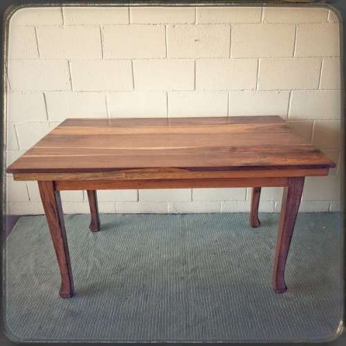 **RS17** Solid & substantial blackwood 6-seater dining table with clean lines in awesome condition