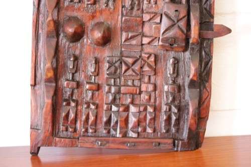 **RS17** A hand carved vintage/ antique? West African (Mali) Dogon granary door w/ sliding latch