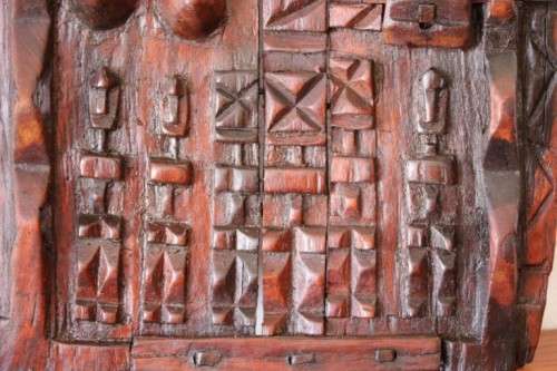 **RS17** A hand carved vintage/ antique? West African (Mali) Dogon granary door w/ sliding latch