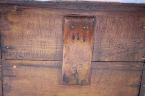 A gorgeous vintage/ antique? solid Oregon kist/ storage chest - the perfect large toy or linen box