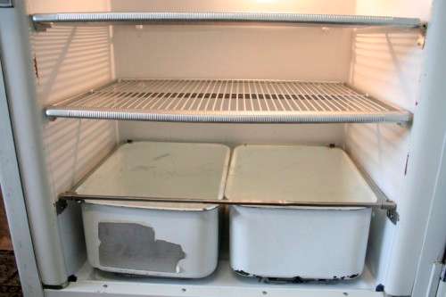 A fantastic vintage General Electric fridge-freezer combo "1940's" in full working order.