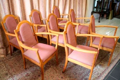 **RS17** 8 Yellow wood upholstered diningroom arm chairs, stylish and comfortable. Bid/chair