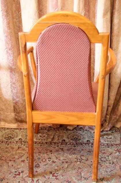 **RS17** 8 Yellow wood upholstered diningroom arm chairs, stylish and comfortable. Bid/chair