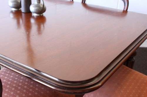 **RS17_Clearance** Superb 6 to 8-seater dining room suite w/ an extendable table and 6 chairs