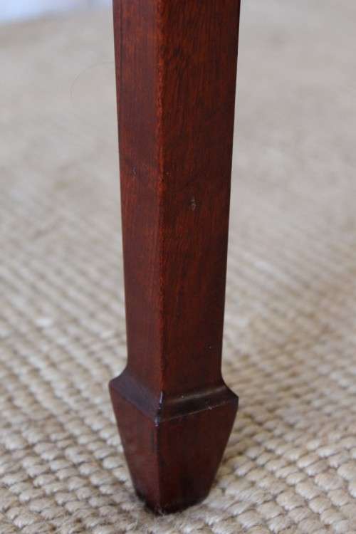 **RS17** Wonderful vintage Mahogany Regency-style desk with double drawers and fluted legs!!