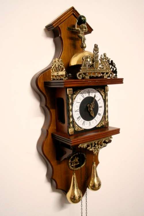 A magnificent Zaandam Zaanse (Dutch) wall hanging pendulum clock, serviced and working! Gorgeous!!!