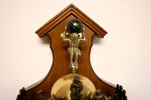 A magnificent Zaandam Zaanse (Dutch) wall hanging pendulum clock, serviced and working! Gorgeous!!!