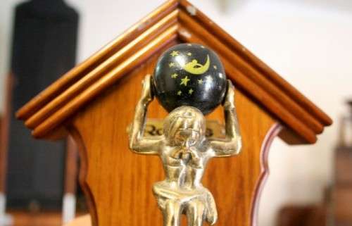 A magnificent Zaandam Zaanse (Dutch) wall hanging pendulum clock, serviced and working! Gorgeous!!!