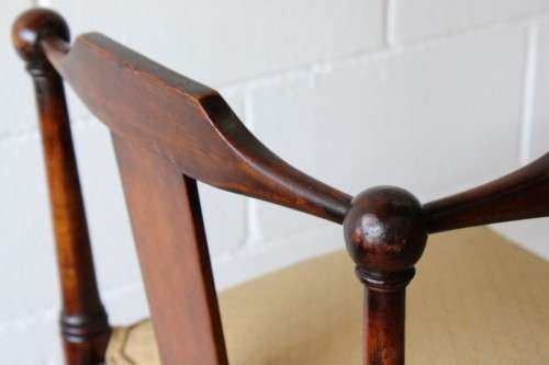 **RS17** Beautiful antique Edwardian solid mahogany corner chair w/ mother-of-pearl inlay detailing