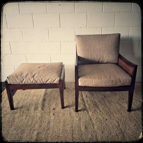 **RS17** A stylish solid mahogany & rattan armchair w/ matching ottoman with removable cushions