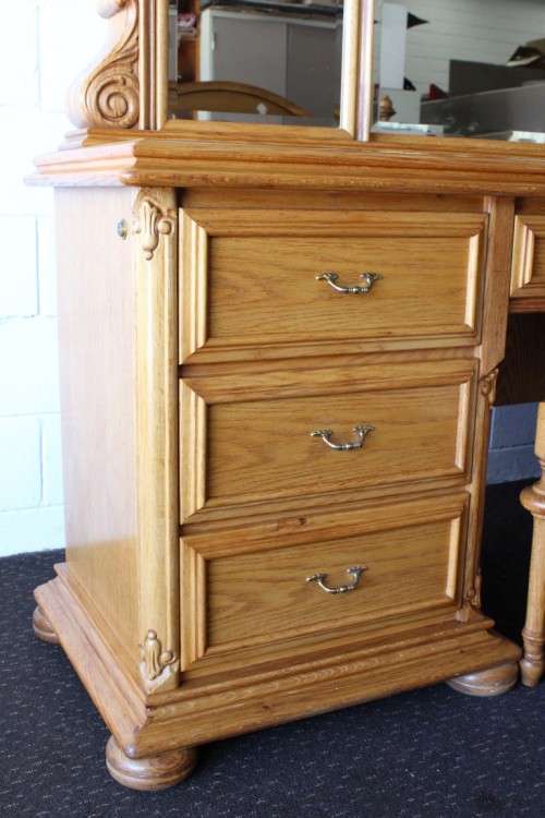 **RS17** A large Oak tri-mirror dressing table with seven spacious drawers and a matching stool!!