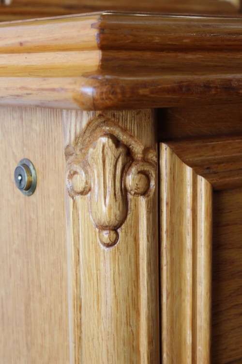 **RS17** A large Oak tri-mirror dressing table with seven spacious drawers and a matching stool!!