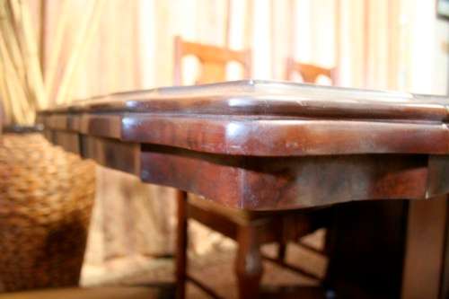 An absolutely stunning vintage Imbuia Ball & claw 6-seater dining room table w 6 faux leather chairs