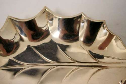 **RS17** Two vintage silver plated sweet, nuts etc bowls w/ gorgeous detailing. one price for both.