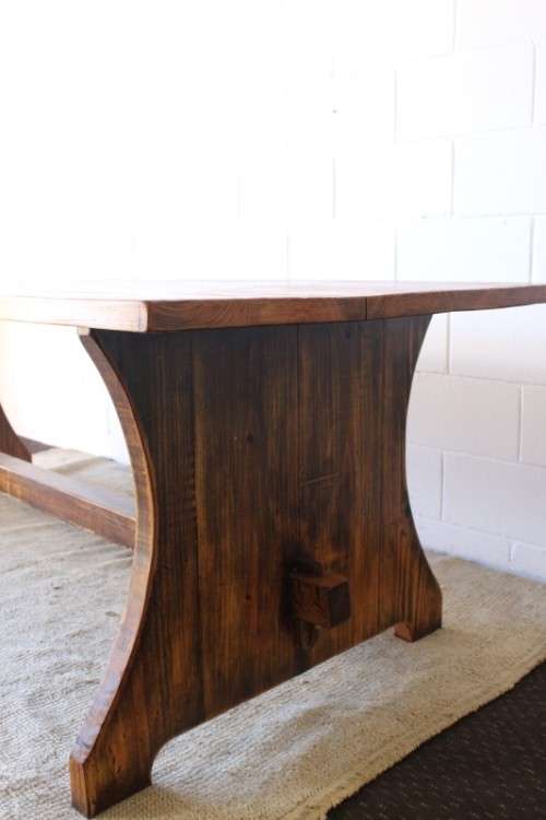 **RS17** A sturdy solid wooden (2.4m long) 8 to 10 seater dining/ patio table in great condition