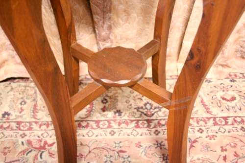 A superb vintage tall Imbuia planter stand with a brass-ring bowl in wonderful condition