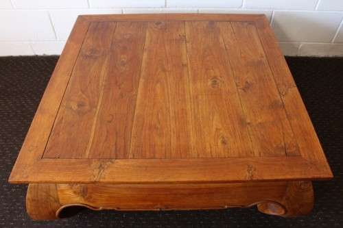 A superb & beautifully made vintage oriental Elm wood square centre coffee table in lovely condition