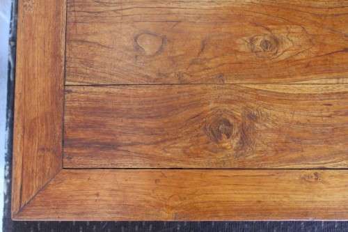 A superb & beautifully made vintage oriental Elm wood square centre coffee table in lovely condition