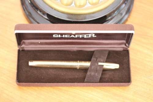 **RS17** Superb Sheaffer Imperial 777 gold plated fountain pen w/ 14ct gold nib in its original box