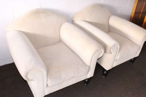 **RS17** 2x exquisite oversized white upholstered mid-century lounger club armchairs - bid per chair