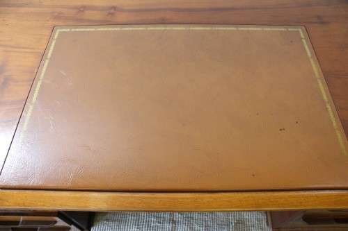 **RS17** A vintage large Yew wood executives office desk with a leather inlay top and ample space!!