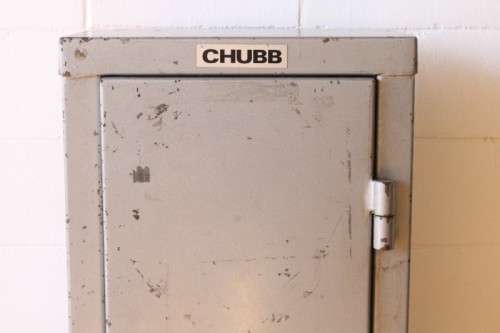 A solid Chubb Safes steel rifle safe with hand-gun/ ammunition shelves in the safe & in the door