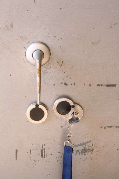 A solid Chubb Safes steel rifle safe with hand-gun/ ammunition shelves in the safe & in the door