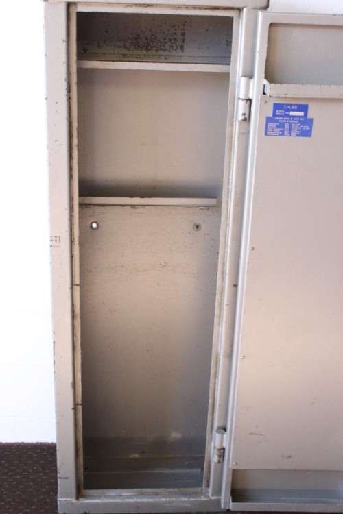 A solid Chubb Safes steel rifle safe with hand-gun/ ammunition shelves in the safe & in the door