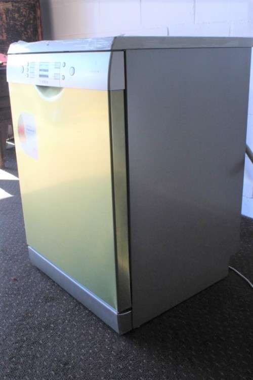 **RS17** Superb stainless steel (Silver Inox) Bosch Serie|6 SilentPlus model: SMS58L08ZA dishwasher