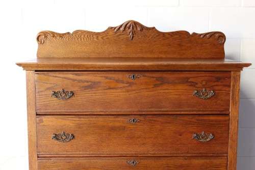 Awesome antique large carved Oak 5-drawer chest of drawers w/ gorgeous period style handles - WOW!!
