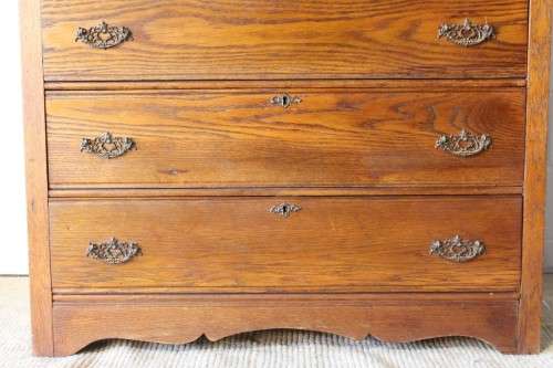 Awesome antique large carved Oak 5-drawer chest of drawers w/ gorgeous period style handles - WOW!!