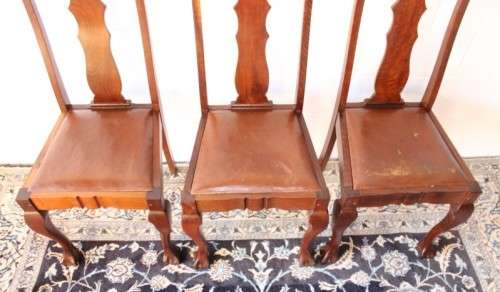 **RS17** Six stunning and beautifully made solid Imbuia ball & claw Boston-back dining chairs