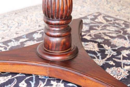 A stunning and solidly made antique Victorian round Rosewood hall/ foyer table with carved feet