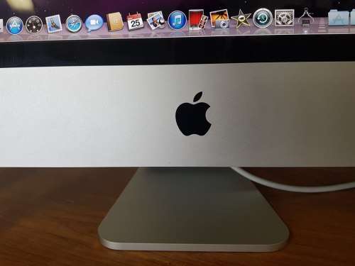 **RS17** Amazing high quality Apple iMac (7.1) desktop w/ keyboard & mouse -in stunning condition!!