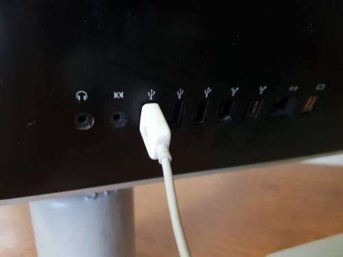 **RS17** Amazing high quality Apple iMac (7.1) desktop w/ keyboard & mouse -in stunning condition!!