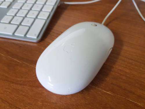 **RS17** Amazing high quality Apple iMac (7.1) desktop w/ keyboard & mouse -in stunning condition!!